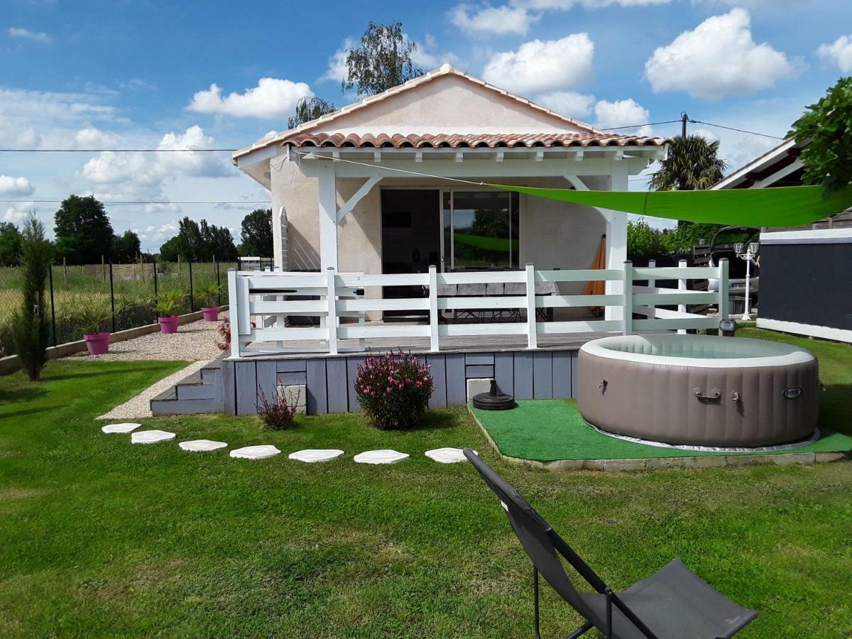 Villa La Riviere Pujols  Exterior foto